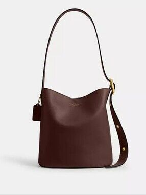 NWT Authentic Coach Bleecker Leather Bucket Bag with Matching Zip Pouch & Dust